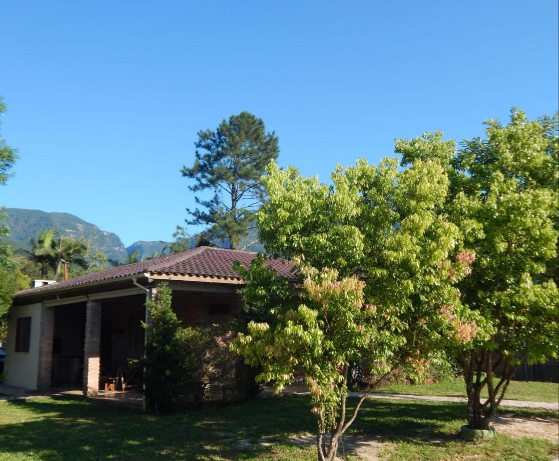 Recanto Dos Compadres - Hospedagem Praia Grande  Exterior photo